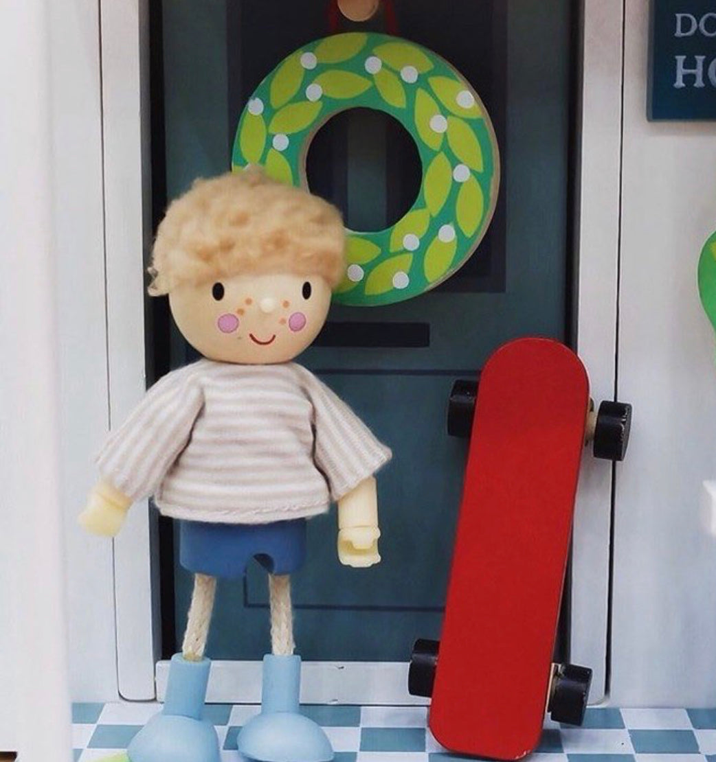 Edward And His Skateboard