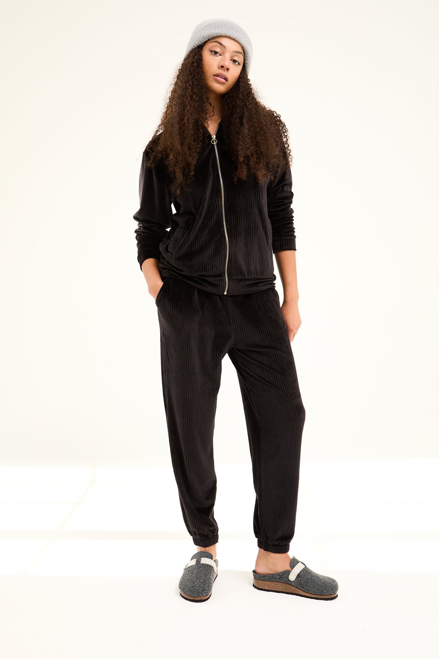 Velour Hoody Jogger Set in Black